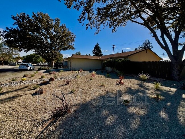 property at 2459 Gulf Dr