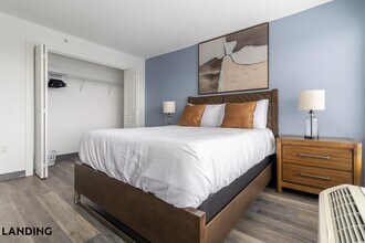 50 Morgan St N, Unit 1008 in Hartford, CT - Foto de edificio - Building Photo