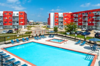 The Residences at River View in Des Moines, IA - Foto de edificio - Building Photo