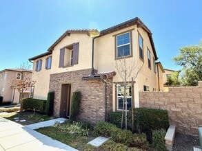2955 Villa Catalonia Cir in Corona, CA - Building Photo - Building Photo