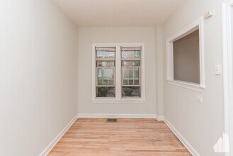 630 W Barry Ave in Chicago, IL - Building Photo - Building Photo