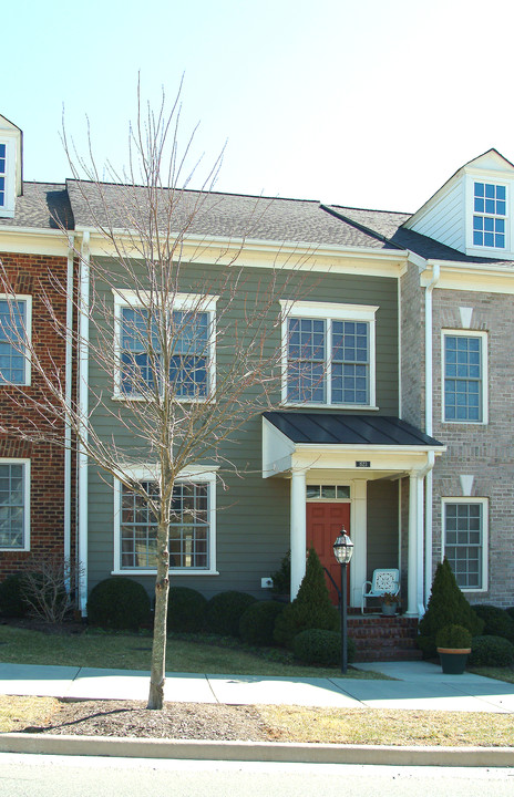 1523 Old Trail Dr in Crozet, VA - Building Photo