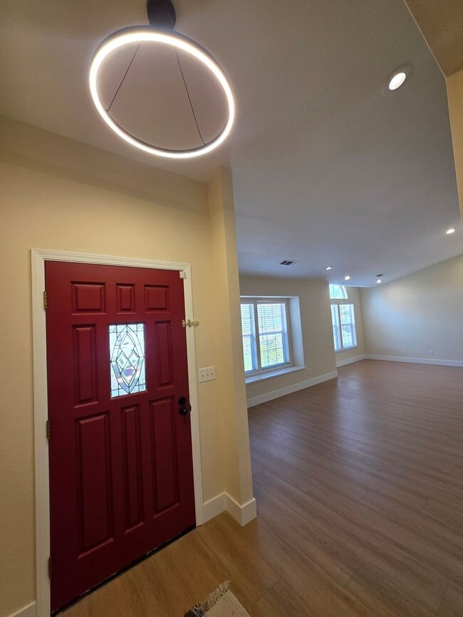 444 N Tommy St in Visalia, CA - Building Photo - Building Photo