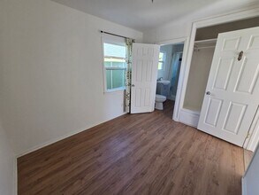 386 Wall St in Ventura, CA - Building Photo - Building Photo