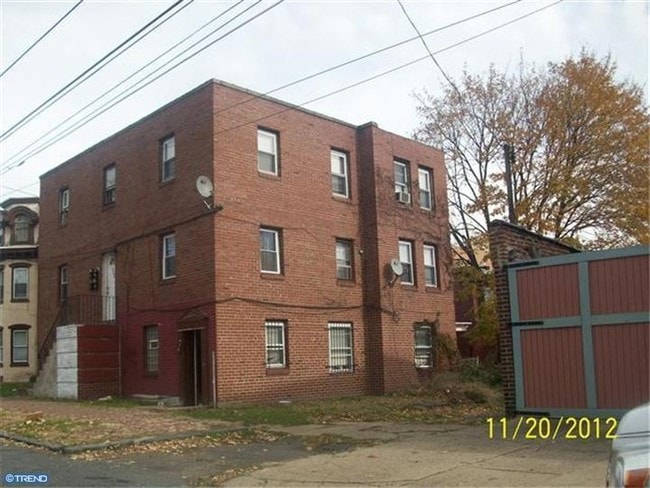 1502 Harrison St in Philadelphia, PA - Building Photo - Other