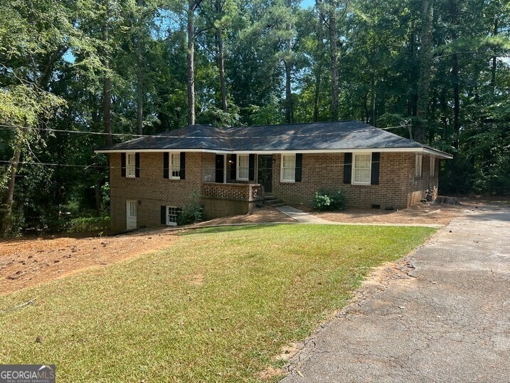 8107 Cardav Ct SE in Covington, GA - Building Photo