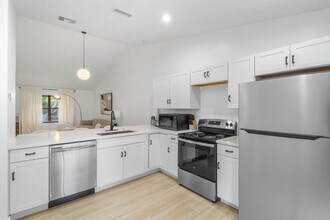 13175 Chadwick Ct in Wellington, FL - Building Photo - Building Photo