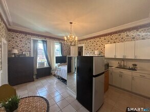 40 Franklin St in New London, CT - Building Photo - Building Photo