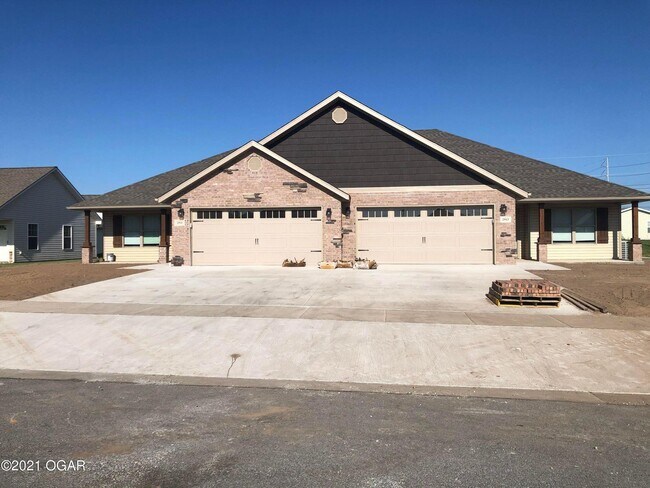 property at 2513 Murphy Ave
