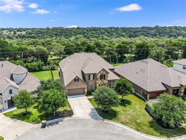 330 Jayne Cove in Austin, TX - Foto de edificio - Building Photo