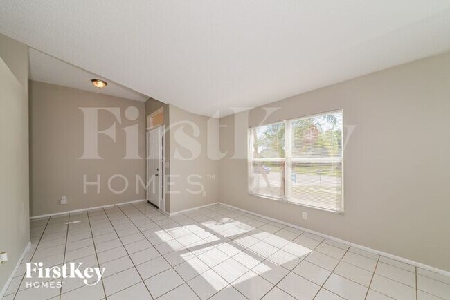 6205 63rd Ave E in Palmetto, FL - Building Photo - Building Photo