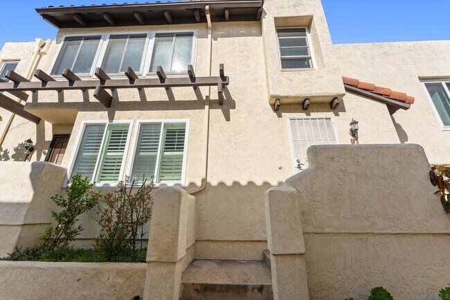 1957 Diamond St in San Diego, CA - Building Photo - Building Photo