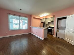 16 Fisk St in Jersey City, NJ - Building Photo - Building Photo