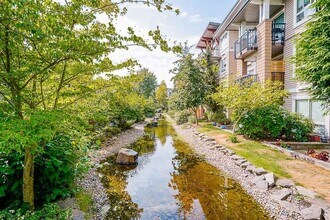 6688-6120 120 St in Surrey, BC - Building Photo - Building Photo