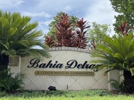 1000 Crystal Way, Unit G in Delray Beach, FL - Building Photo