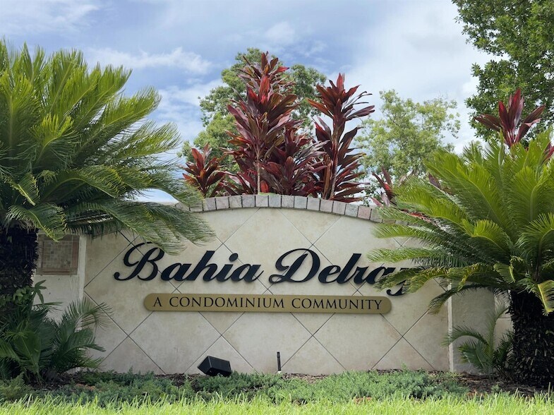 1000 Crystal Way, Unit G in Delray Beach, FL - Building Photo