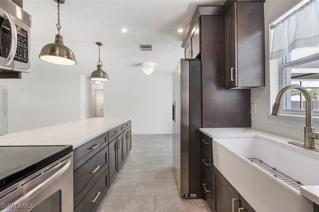 property at 1948 46th St SW