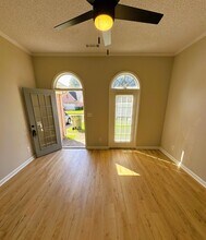 2250 Lake Hill Ct in Memphis, TN - Building Photo - Building Photo