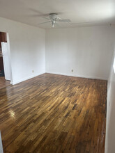 279 W N Ave in Nevada, IA - Building Photo - Building Photo