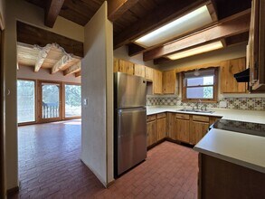 22 Encantado Cir in Santa Fe, NM - Building Photo - Building Photo