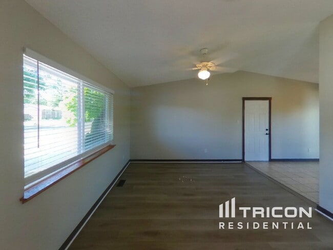 7325 Woodstock St in Colorado Springs, CO - Building Photo - Building Photo