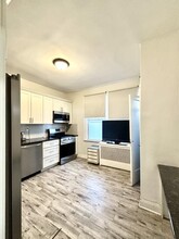 286 Fulton Ave in Jersey City, NJ - Building Photo - Building Photo