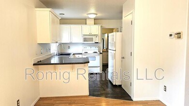 6709 NE 55th St in Vancouver, WA - Building Photo - Building Photo