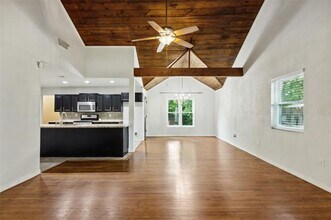 4113 Valentine St in Fort Worth, TX - Building Photo - Building Photo