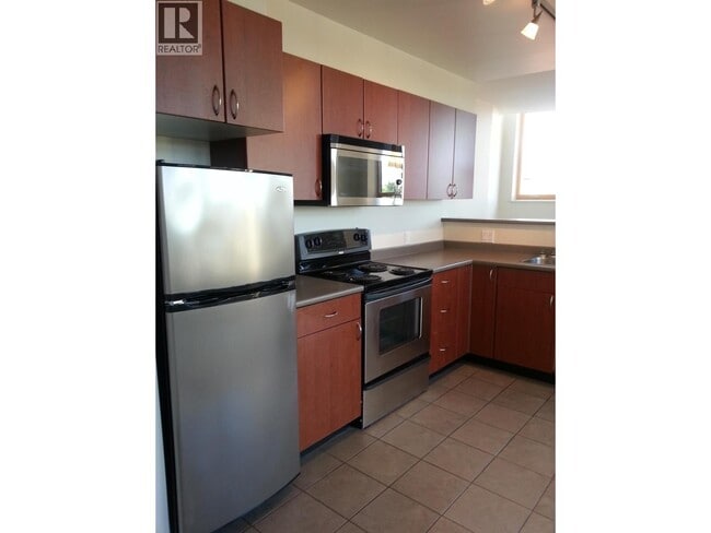 5 W Pender St in Vancouver, BC - Building Photo - Building Photo