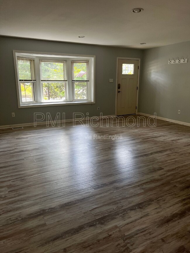 1900 Woodmont Dr in Richmond, VA - Building Photo - Building Photo