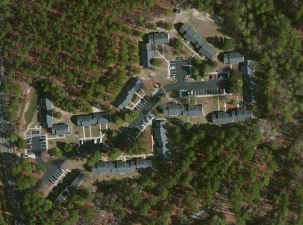 Hunters Glen in Southern Pines, NC - Foto de edificio