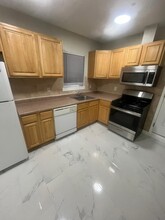 205 N 7th St, Unit B2 in Newark, NJ - Building Photo - Building Photo