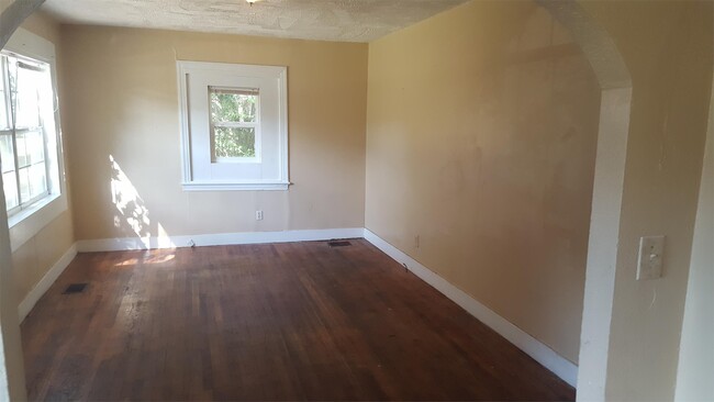 5168 Lurline Dr in Jackson, MS - Building Photo - Building Photo
