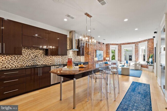 1617 Swann St NW in Washington, DC - Building Photo - Building Photo
