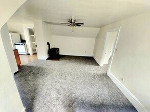 44 Kendall Ave-Unit -Unit 3 in Pittsburgh, PA - Building Photo - Building Photo
