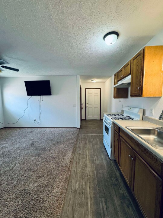 202 Alford St in Flippin, AR - Building Photo