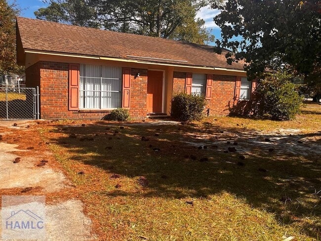 property at 928 Greenbriar Trial