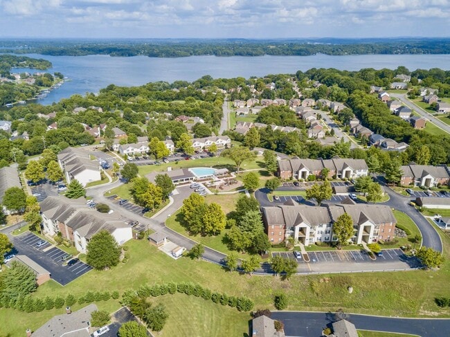 Waterview Apartments in Hendersonville, TN - Building Photo - Building Photo