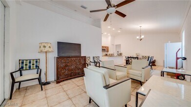 2411 Ben St in Ft. Myers, FL - Building Photo - Building Photo