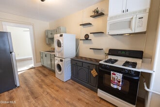 301 South Main St in Mechanicville, NY - Building Photo - Building Photo