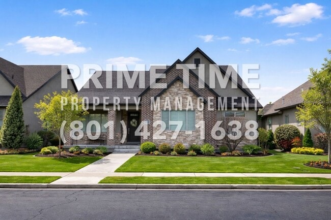 property at 10767 N Town Ctr W