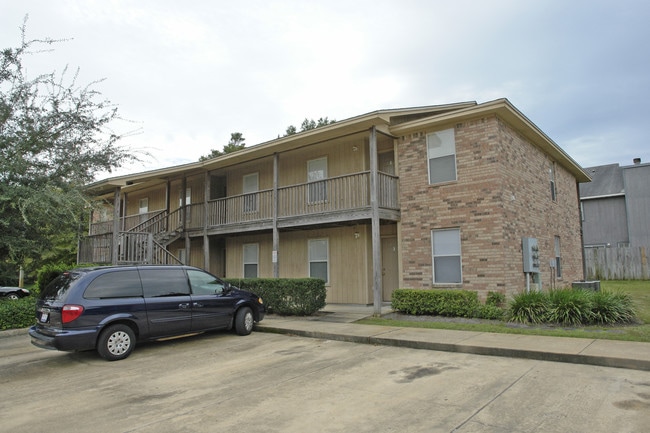 Creekside Apartments in Fort Walton Beach, FL - Building Photo - Building Photo