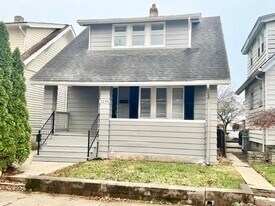 1209 Reservoir St in Hamilton, OH - Building Photo