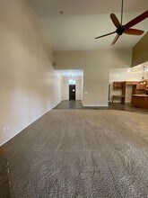2011 S Cottonwood St in Visalia, CA - Building Photo - Building Photo