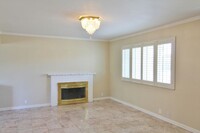 8321 Davona Dr in Dublin, CA - Building Photo - Building Photo