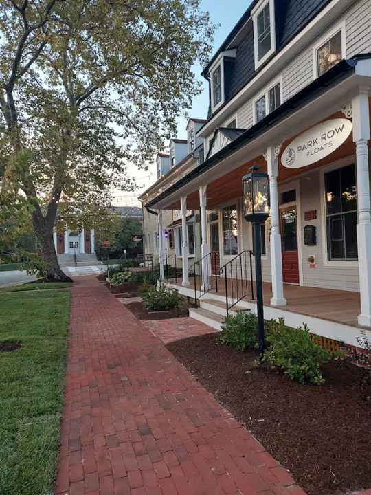 312 Park Row, Unit 3 in Chestertown, MD - Foto de edificio