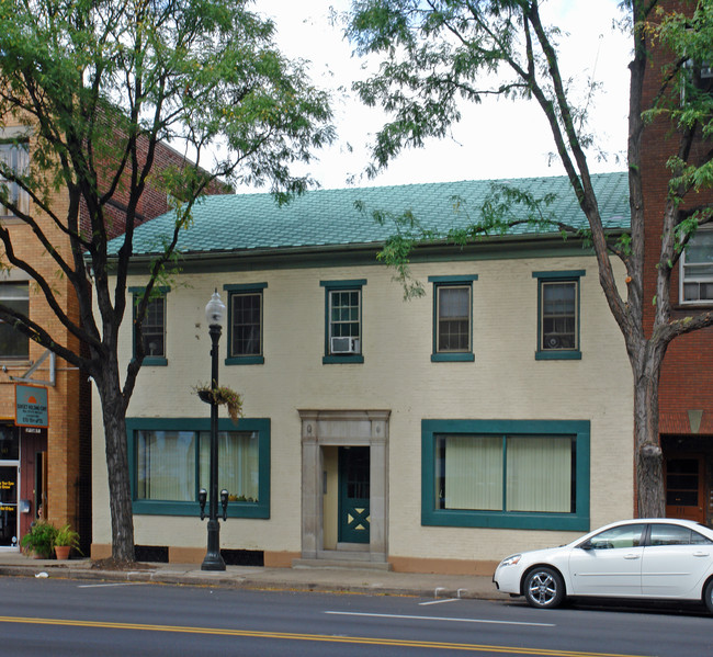 141 W Main St in Bloomsburg, PA - Building Photo - Building Photo