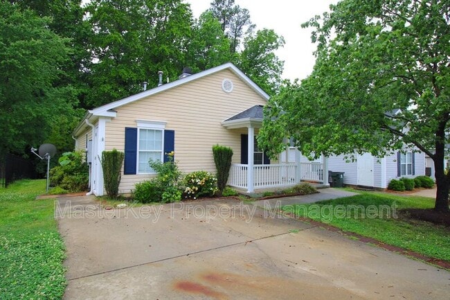 132 Evening Star Dr in Apex, NC - Building Photo - Building Photo