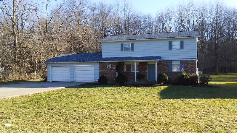 5000 Maple Dr in Vienna, OH - Building Photo