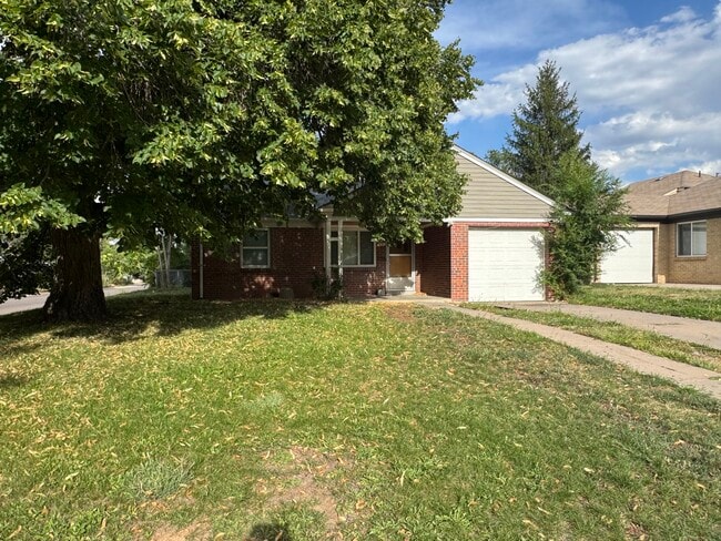 property at 1690 Valentia St
